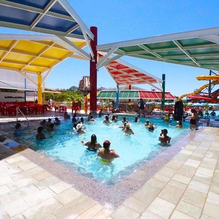 Lacqua Diroma Oficial - Diroma Acqua Park Incluido - Com Roupa De Cama E Banho Caldas Novas Kültér fotó